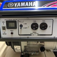 【中古】【動作OK】【店頭引取限定】YAMAHAヤマハ 発電機 EF23H 44,000円（税込）の画像
