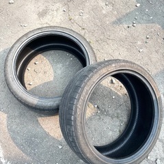 235/40 ZR19 acceiera 96Y XL