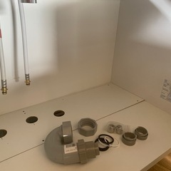 LIXIL    　未使用品で傷有り、洗面台ミラーキャビネット　7/20午前中まで引き取りでの画像