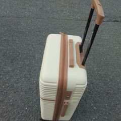 旅行用：キャデーバック：SPILBERGEN＝Lサイズ：側面手持ち付：型：良品です＠の画像