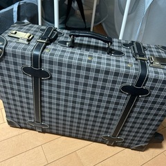 キャリーケース