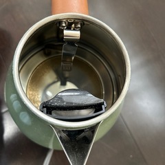 デロンギ 電気ポットの画像