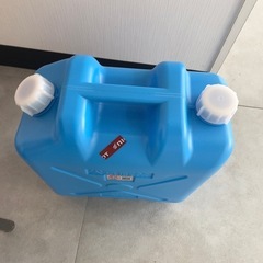 ポリタンク タンク 灯油の画像