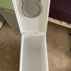 未使用 TOMBO ロック＆プッシュ 33L ゴミ箱の画像