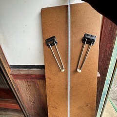 折りたたみテーブルの画像