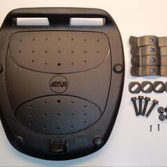 完全新品　GIVIトップケース　ベースの画像