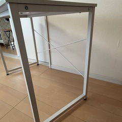 デスク譲ります。値下げしました！の画像