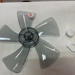 HITACHI 日立 着脱式 リモコン付属 30cm リビング扇風機 HEF-DC50 風力6段階 チャイルドロック 減灯•消音機能付 動作確認済 中古美品 ①の画像
