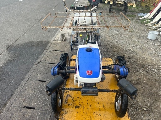 移植機　定植　うえマッスル　イセキ　PVH1 イセキ 野菜移植機 PVH1-80JWL - 株式会社三郷トレーディング