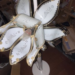 GY0529 照明スタンド　フロアライト　硝子製　通電確認済みの画像