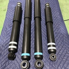 ハイエース　ダークプライムS純正　ショック　