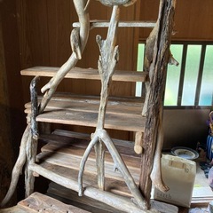 ハンドメイド棚　ゴマ付きの画像