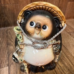 たぬきの置物の画像