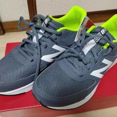 newbalance スニーカー 23､5センチ 新品