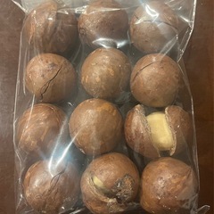 殻付きマカダミアナッツ100g〜の画像