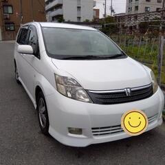 トヨタ　アイシス　白　両側電動スライドドア　ピラーレス