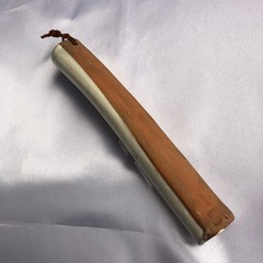 壁掛け一輪挿し　陶器　萩の花柄の画像