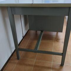 事務用スチールデスク 昭和レトロの画像