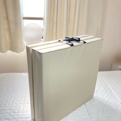 ストレッチマット　体操マット　ヨガマット　折りたたみ　持ち運び　...