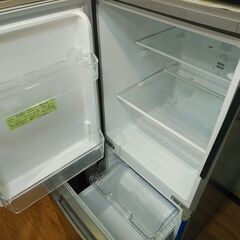 セール！3か月間保証☆配達有り！17000円（税込）シャープ 2ドア 冷蔵庫 152L どっちもドア 2020年製の画像