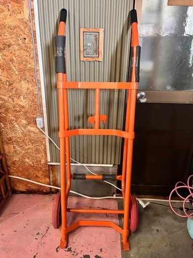 ドラム缶運搬車 300kg/600×328×1550mmトラスコ HT-67N