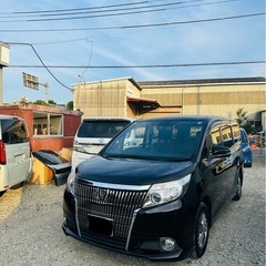 平成28年トヨタエスクアイア 距離 86,750K