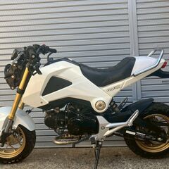 ホンダ　グロム　２０１４年式　ＪＣ６１　ヘッドライト・マフラー等カスタム多数の画像