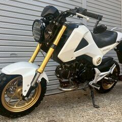 ホンダ　グロム　２０１４年式　ＪＣ６１　ヘッドライト・マフラー等カスタム多数の画像