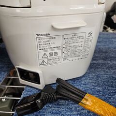 リサイクルショップどりーむ天保山店　No2559　炊飯器　東芝　2016年製　5合炊きの画像