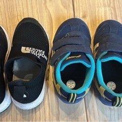 ノースフェイス　アシックス　スニーカー　2足セットの画像