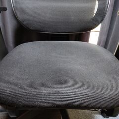 オフィスチェア　メッシュ　155°リクライニング　座面高反発クッションの画像