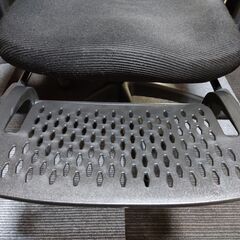 オフィスチェア　メッシュ　155°リクライニング　座面高反発クッションの画像
