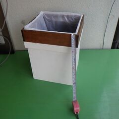 木製ゴミ箱　自作品　仙台市の大ゴミ袋がピッタリとあいます。の画像