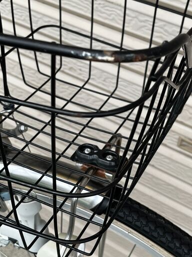 ASAHI  外装6段　27インチ 自転車  CASULY SMART シティサイクル  カゴ、ライト、鍵付き