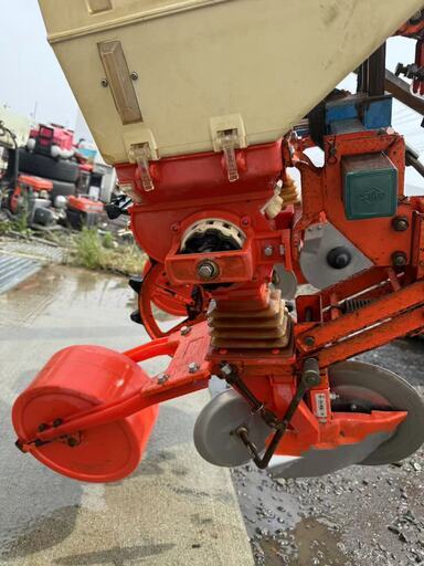 福岡県みやま市】サン機工 播種機 SO-400 トラクター用 さばける号 2連