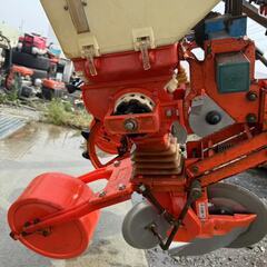福岡県みやま市】サン機工 播種機 SO-400 トラクター用 さばける号 2連 播種機 麦 アタッチメントの画像