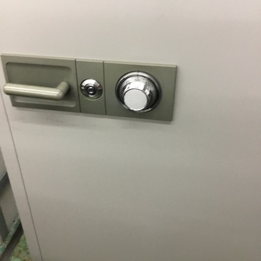 金庫　耐火　特大　⭐︎64084