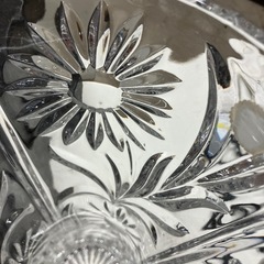 ☆値下げ☆H2505-843 BOHEMIA CRYSTAL 花瓶 付属品有り バラ売り不可 中古 現状お渡しの画像
