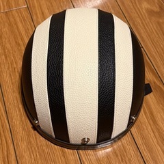 ヘルメット
の画像
