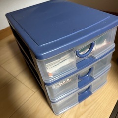収納ボックスの画像