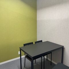 英会話スクールの受付スタッフの画像