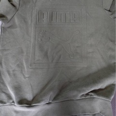 PUMA トレーナーの画像