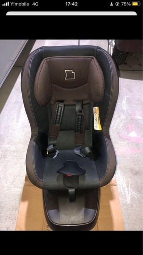 タカタ チャイルドシート ブラウン ECE R44/04 タカタ チャイルドシート ブラウン ECE R44/04