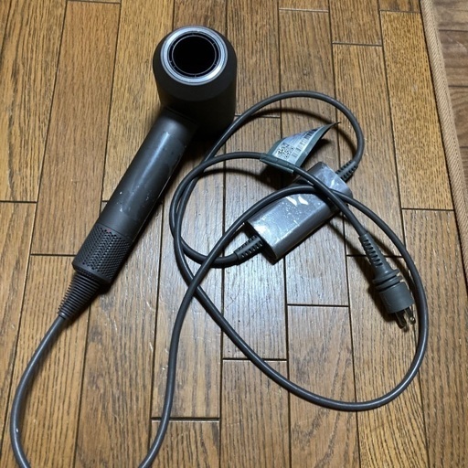 Dyson?ヘアドライヤー?おしゃれで強力