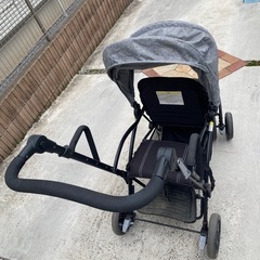 2人乗りベビーカーの画像