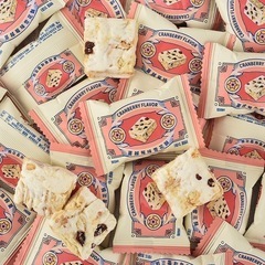 クランベリー ヌガークッキー　台湾　お菓子