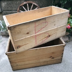 りんご箱　2個　道具入れ　薪入れ プランター コンポスト　腐葉土作り　キャンプギア入れ　などにの画像