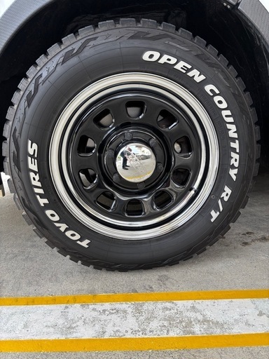 ハイエース200系ホィールタイヤセット