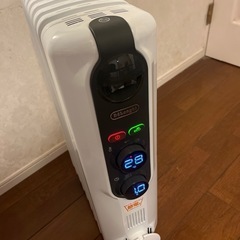 DeLonghi デロンギ オイルヒーター RHJ35M0812-DGの画像