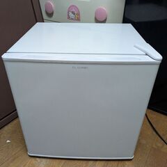 ELSONICノンフロン冷蔵庫46L2022年